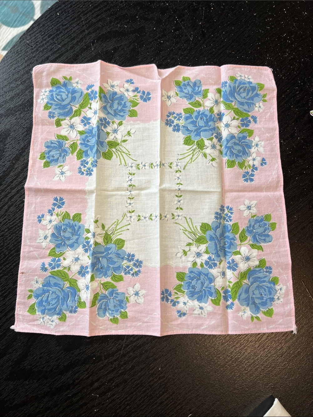 Lot of Vintage Assorted Colorful Kitsch Floral Handkerchiefs Hankies - Picture 10 of 17
